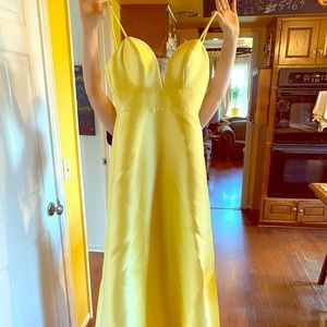 A line yellow prom dress, size 2